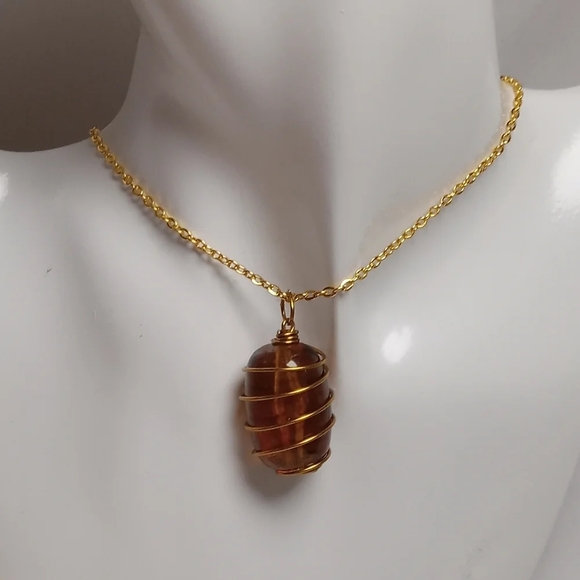 Hand Crafted Gold Artisan Necklace - Picture 3 of 5